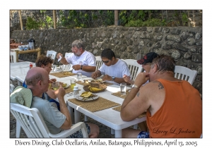 Divers Dining