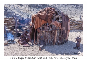 Himba Hut & People