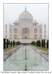 Taj Mahal, Sunset