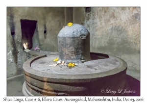 Shiva Linga, Cave #16