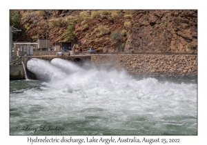 Hydroelectric discharge