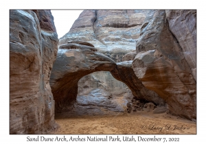 Sand Dune Arch