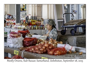 2025-09-28#2347 Onion, Siab Bazaar, Samarkand, Uzbekistan