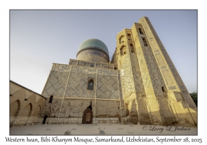 2025-09-28#5454 Western Iwan, Bibi-Khanym Mosque, Samarkand, Uzbekistan