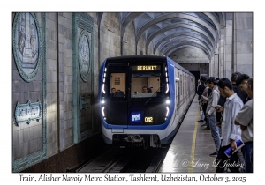 2025-10-03#3300 Train, Alisher Navoiy Metro Station, Tashkent, Uzbekistan