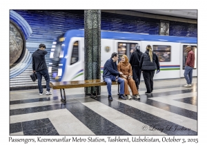 2025-10-03#3406 Passengers, Kozmonavtlar Metro Station, Tashkent, Uzbekistan