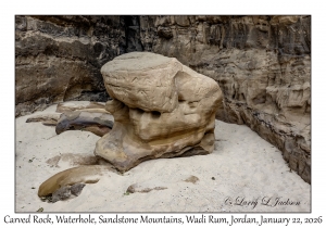 2026-01-22#3789 Carved Rock, Waterhole, Sandstone Mountains, Wadi Rum, Jordan