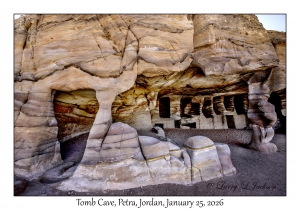 2026-01-25#6116 Tomb Cave, Petra, Jordan